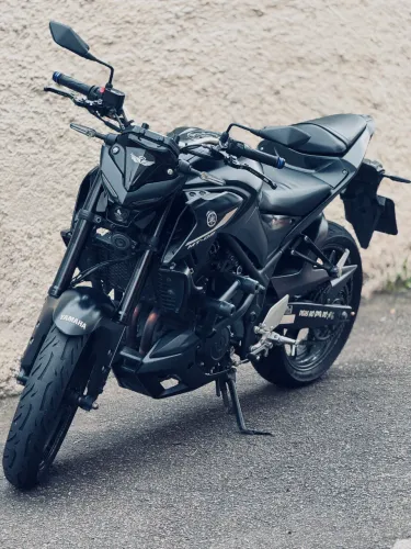 Yamaha MT-03 2023 muito bem cuidada, moto extremamente nova