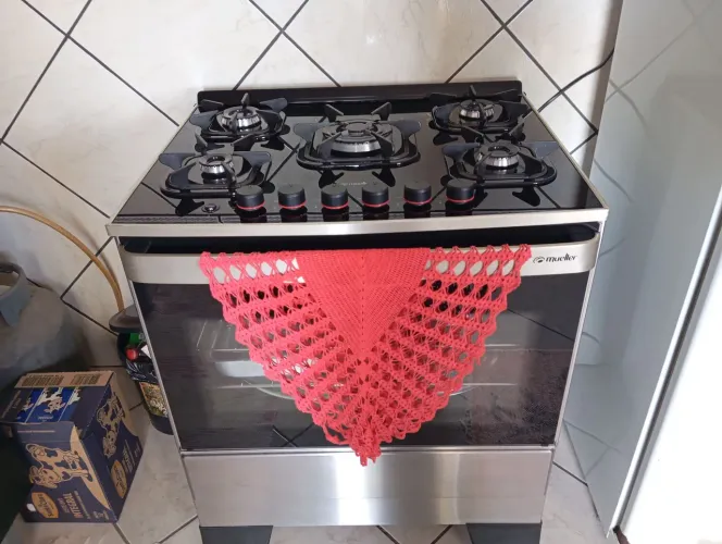 Vende-se fogão a gás 100 litros semi novo