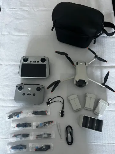 Drone dji mini 3 combo