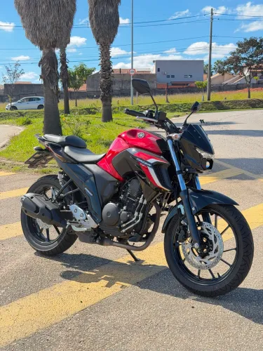 Fazer 250 , impecável, baixo Km.