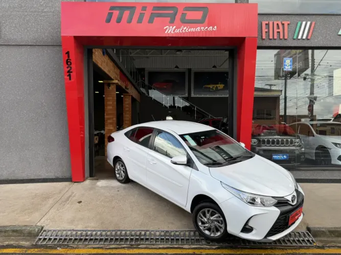 Toyota Yaris XS Sedan 1.5 Flex 16V 4P Aut. 2024