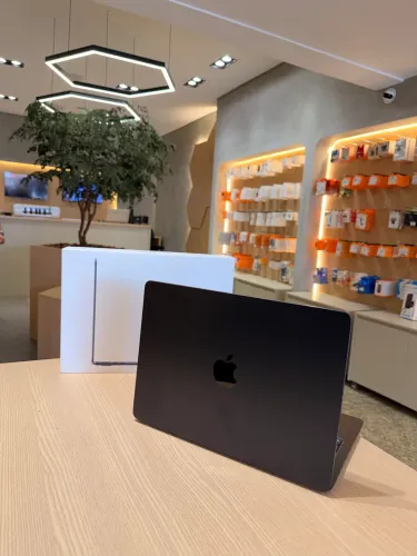 MacBook Air M4 256GB - 16 Ram - Estado de Novo