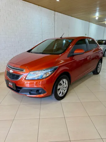 Chevrolet Onix Hatch LT 1.4 8V Flex Power Mec. 4P 2013