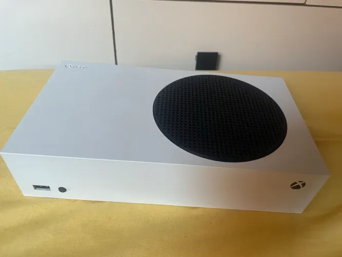 Xbox Series S - Pronto para Jogar - R$ 1.400