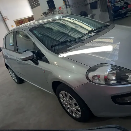 Fiat Punto Attractive 1.4 Fire Flex 8V 5P 2015