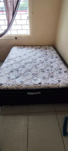 Cama box casal
