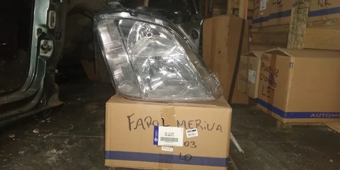 Farol meriva 2003