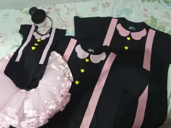 KIT FAMILIA MUNDO BITA 2 ANOS 