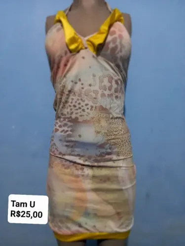 Vestidos e Macacão