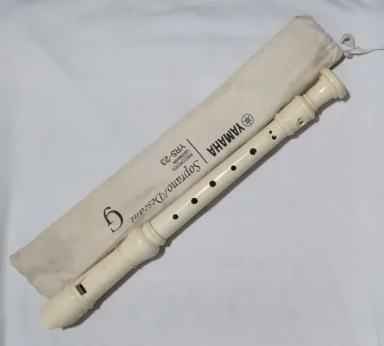 Flauta doce Yamaha Soprano YRS- Germanica
