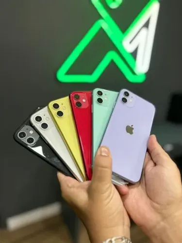 iPhone 11 em promoção e várias cores / loja aberta aproveite 