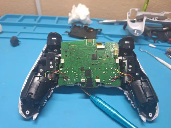 Manutenção em video games e manetes 