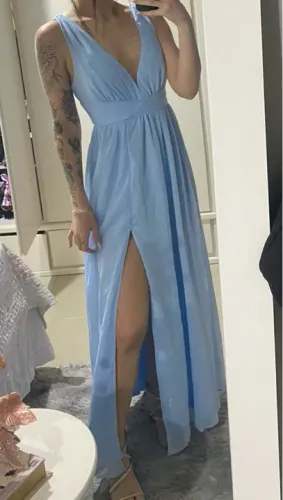 Vestido de festa azul serenity 