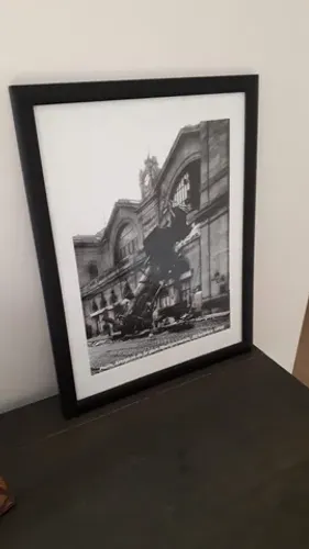 Quadro decorativo Trem em Paris usado em bom estado