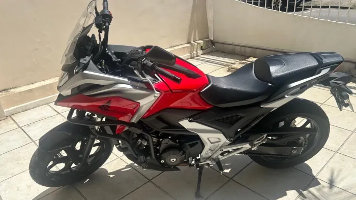 Honda NC 750X NOVA ( 4.340km ) NA GARANTIA 
