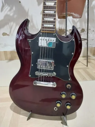 Guitarra SX SG STD