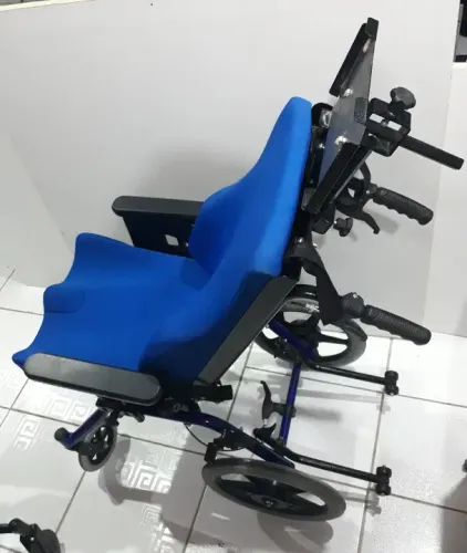 Cadeira de rodas Ortomóbil tilt