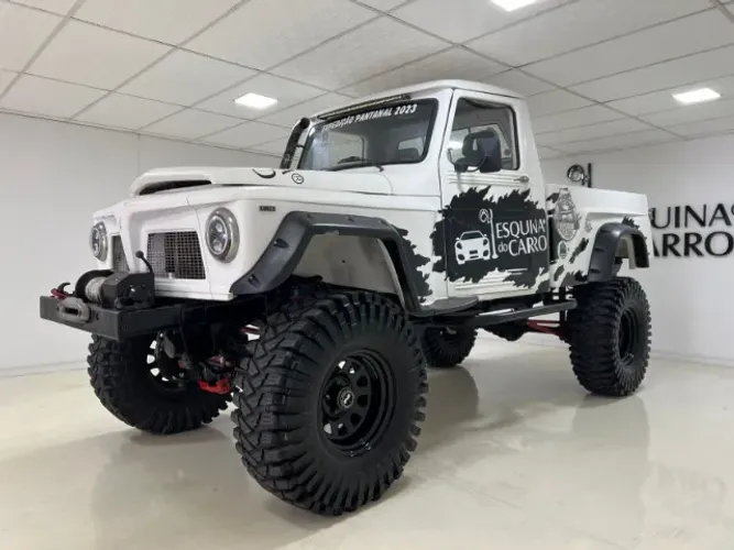 Ford F-75 4X4 2.3 1983