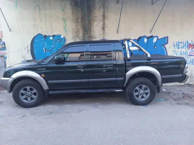 Mitsubishi L200 Outdoor GLS 2.5 4X4 CD TDI Diesel 2012