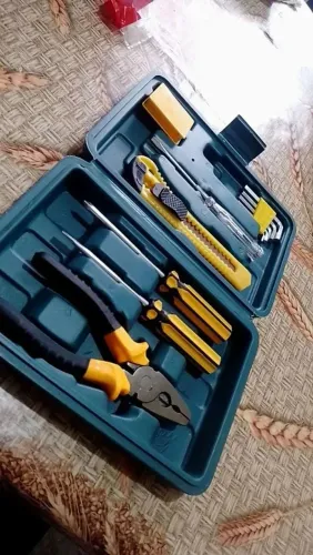 Jogo de Ferramentas com 12 Peças e Maleta - Hutz