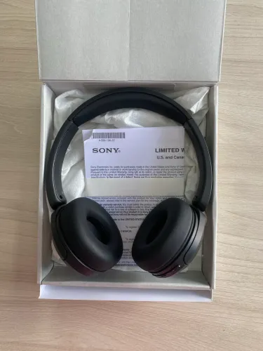 Fone de ouvido SONY WH-CH250