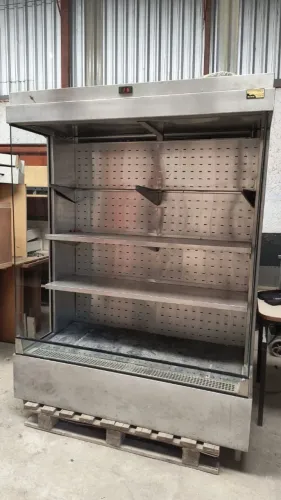 Vitrine expositora em aço inox Itambi 