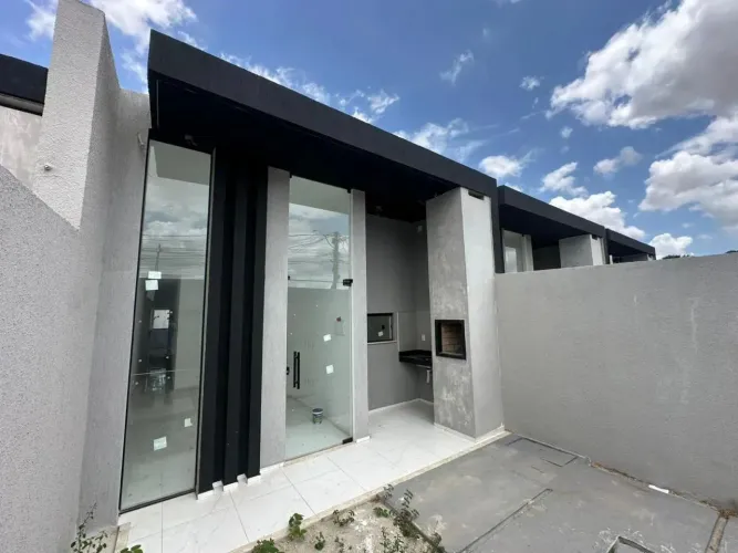 Casas De 03 Quartos No Siqueira, Pronta, Fino Acabamento, Renda Minima R$ 5500  . TG6N3E