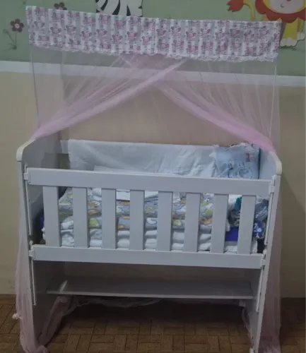Mini berço em MDF 