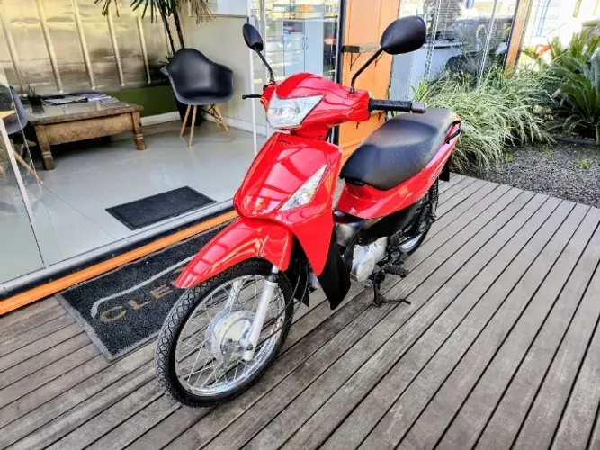 Biz yalangoch ayolga josuslik qildik