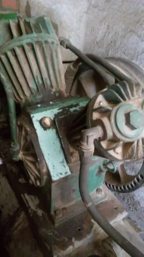 Compressor de ar industrial 350l trifasico