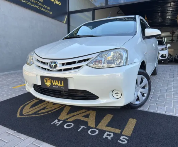 Toyota Etios X Plus 1.5 Flex 16V 5P Aut. 2017