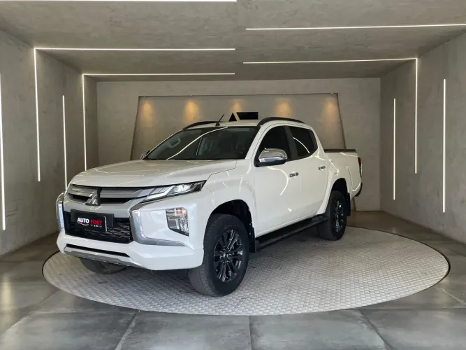 Mitsubishi L200 Triton Sport HPE 2.4 CD Diesel Aut. 2025