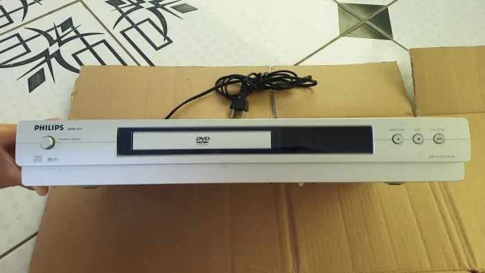 DVD Player Philips DVD 615 Para aproveitar peças