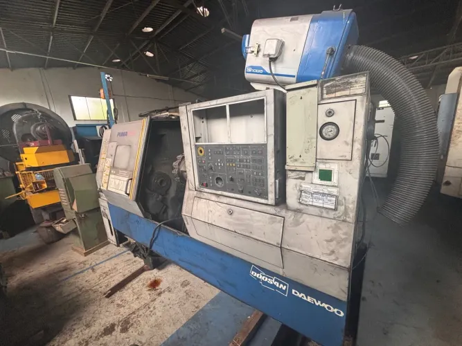 Torno CNC Doosan Daewoo Puma 250