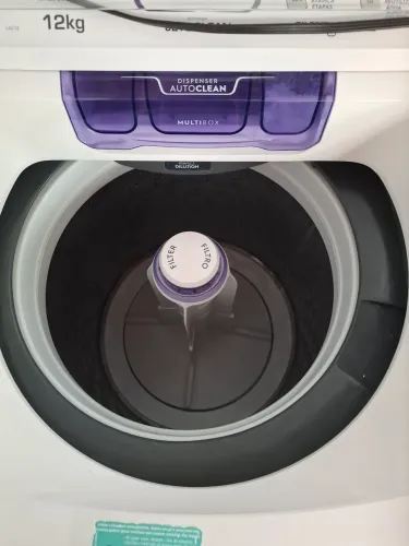 Máquina de lavar roupas 