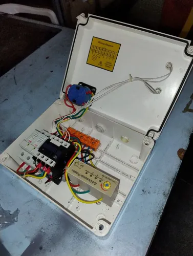 Montagem de Quadros Elétricos em Geral.