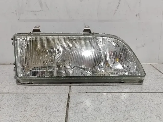 Farol Monza Tubarão Cibie s/milha Bioodo L.D Novo Fora caixa