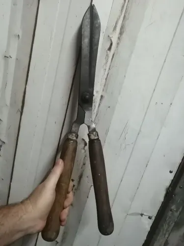 Tesoura de poda corneta solingen antiga
