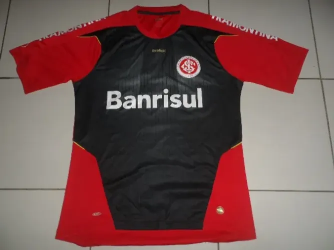 Camisa Internacional Reebok treino tamanho M