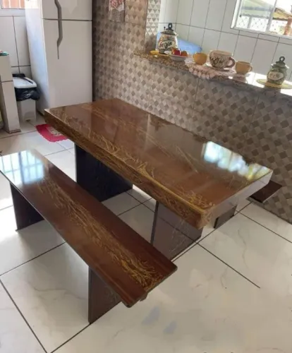 "Mesas do Dia a Dia: Perfeitas para Sua Casa"
