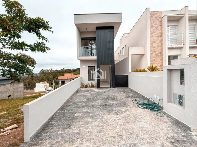 Casa à venda no condomínio Terra Nobre Granja Vianna