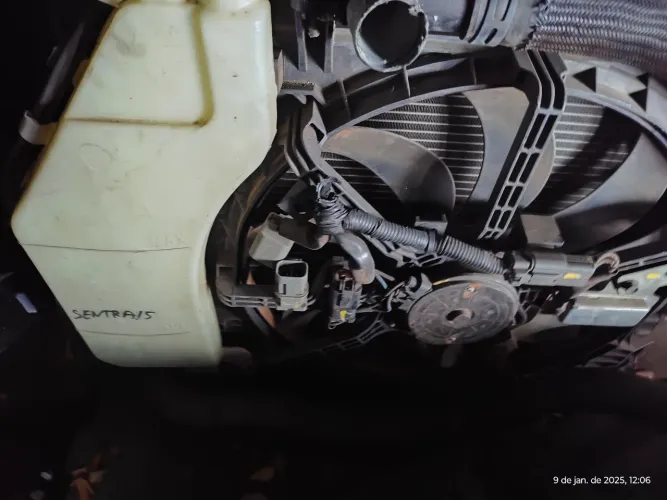 F kit radiador Sentra 2015