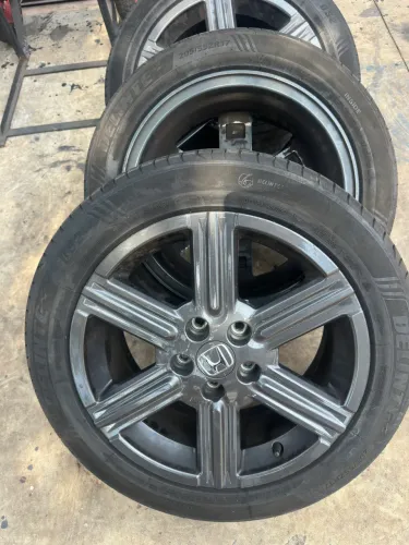 Rodas HRV aro 17+ pneus semi novos 