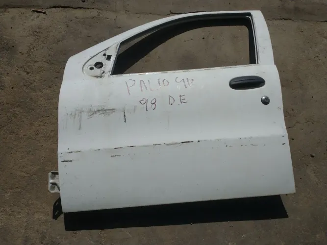 Porta dianteira esquerda Fiat Palio 98/00 4p
