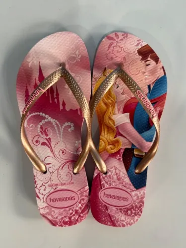 Havaiana Slim Aurora Tamanho 35/36 Bela Adormecida Cor Rosa Chinelo Princesas Disney