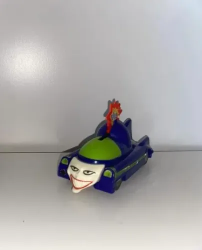 Brinquedo do Batman carro do McDonalds
