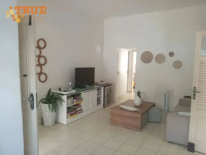 Casa com 6 dormitórios à venda, 210 m² - Derby - Recife/PE