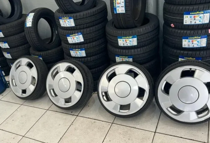 Jogo De Roda Orbital Aro 17 Tata 6 4x100 com pneus 165/40