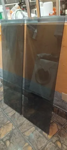 2 Placas de Vidro Temperado - Semi-Novas