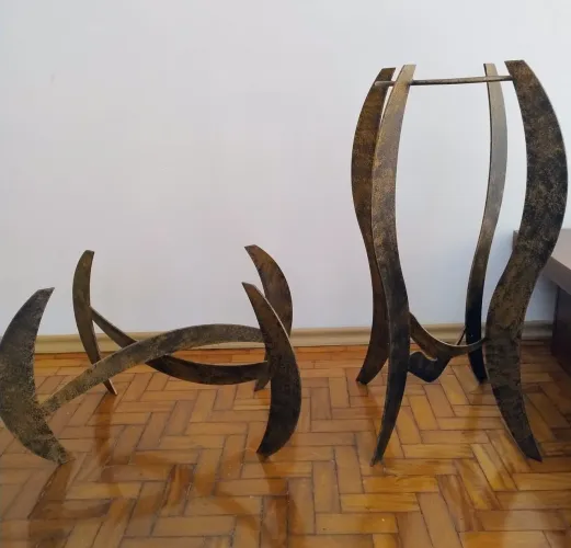 Conjunto de mesa (centro e canto)